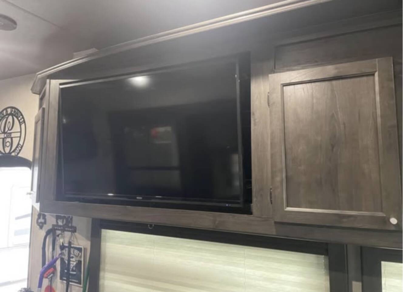 A photo of this 2020 Eclipse Recreational Vehicles ATTITUDE WIDE BODY 5TH WHEEL 3218 MM