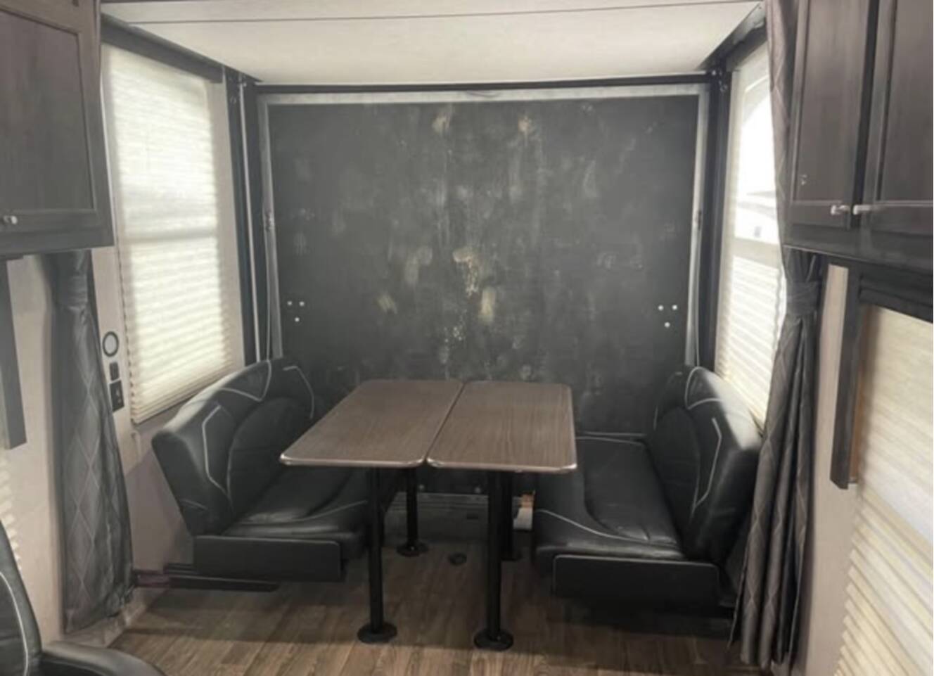 A photo of this 2020 Eclipse Recreational Vehicles ATTITUDE WIDE BODY 5TH WHEEL 3218 MM