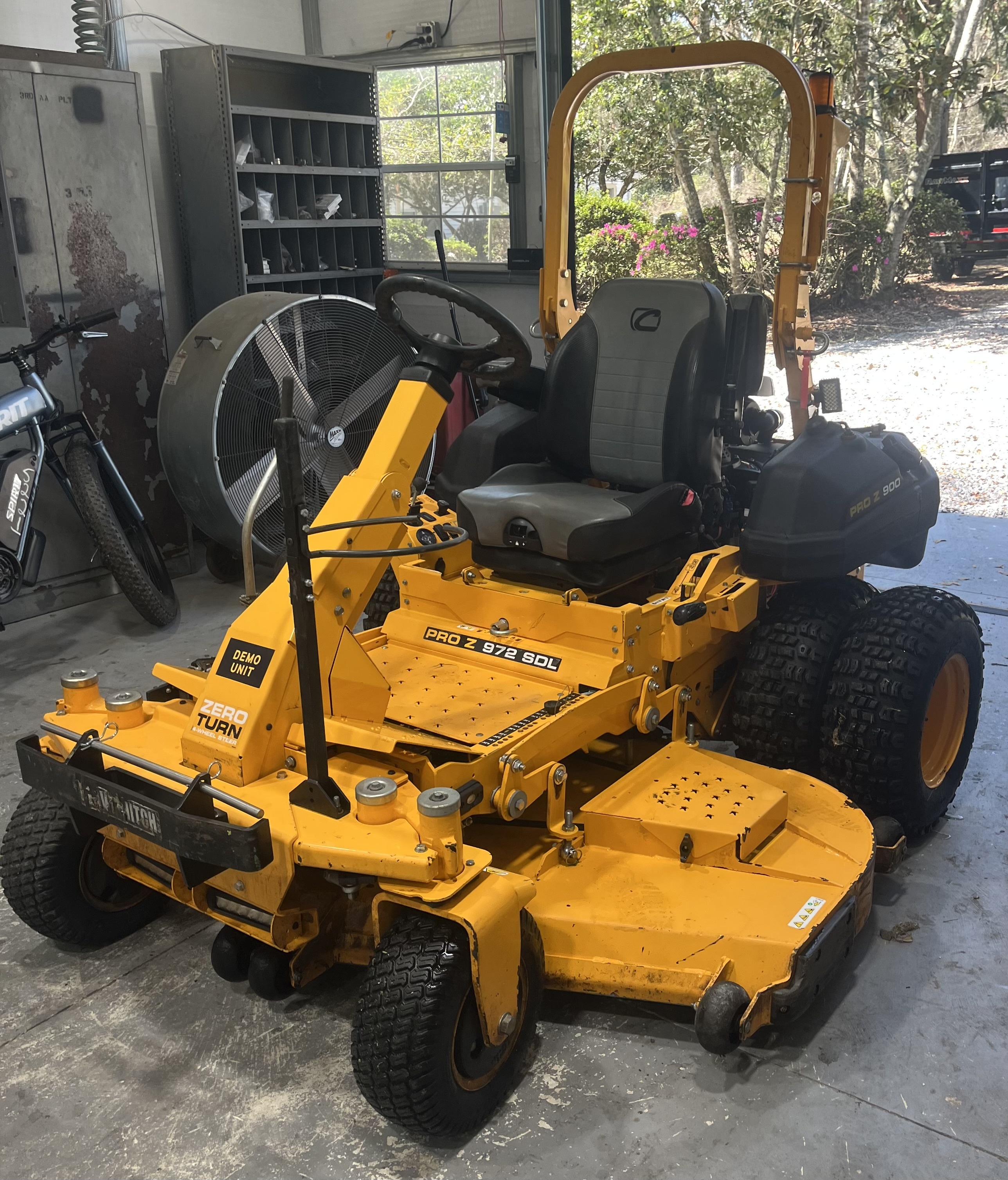 Exmark Lazer Z Xs 66 In. - LXS29LKA665 Mower - Zero Turn For Sale