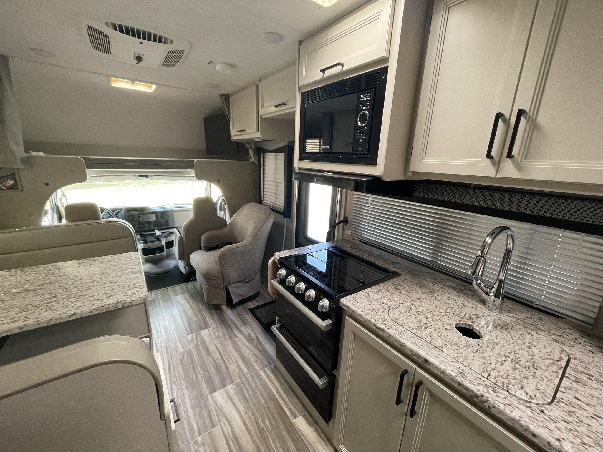 2022 Thor Motor Coach FREEDOM ELITE 23H in savannah GA
