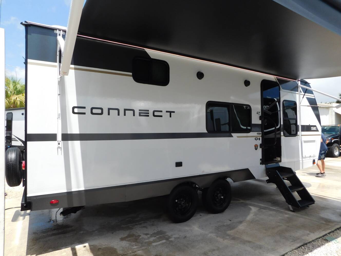 A photo of this 2026 K-Z CONNECT SE 211MKSE