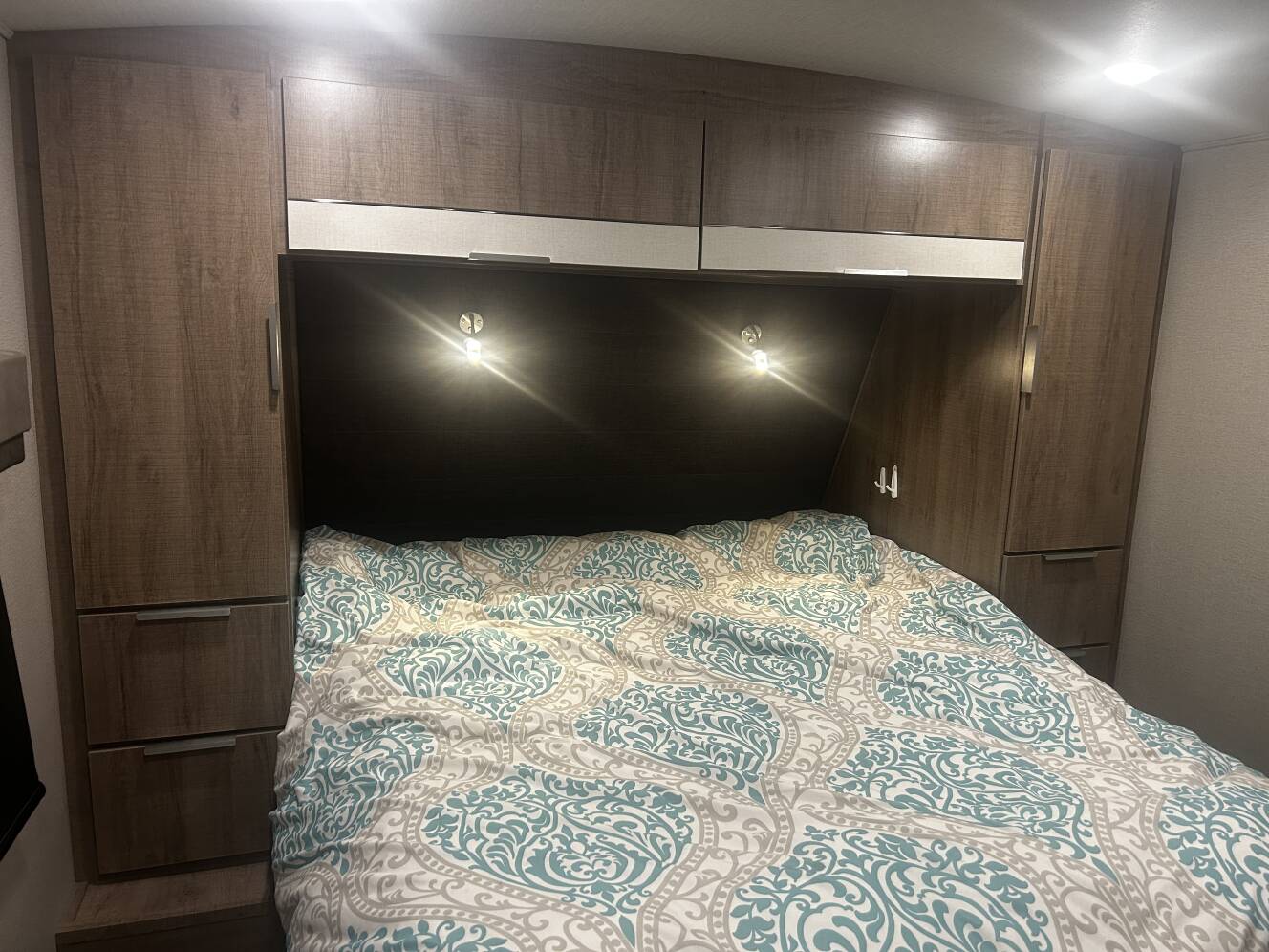 A photo of this 2020 Grand Design IMAGINE 2800BH
