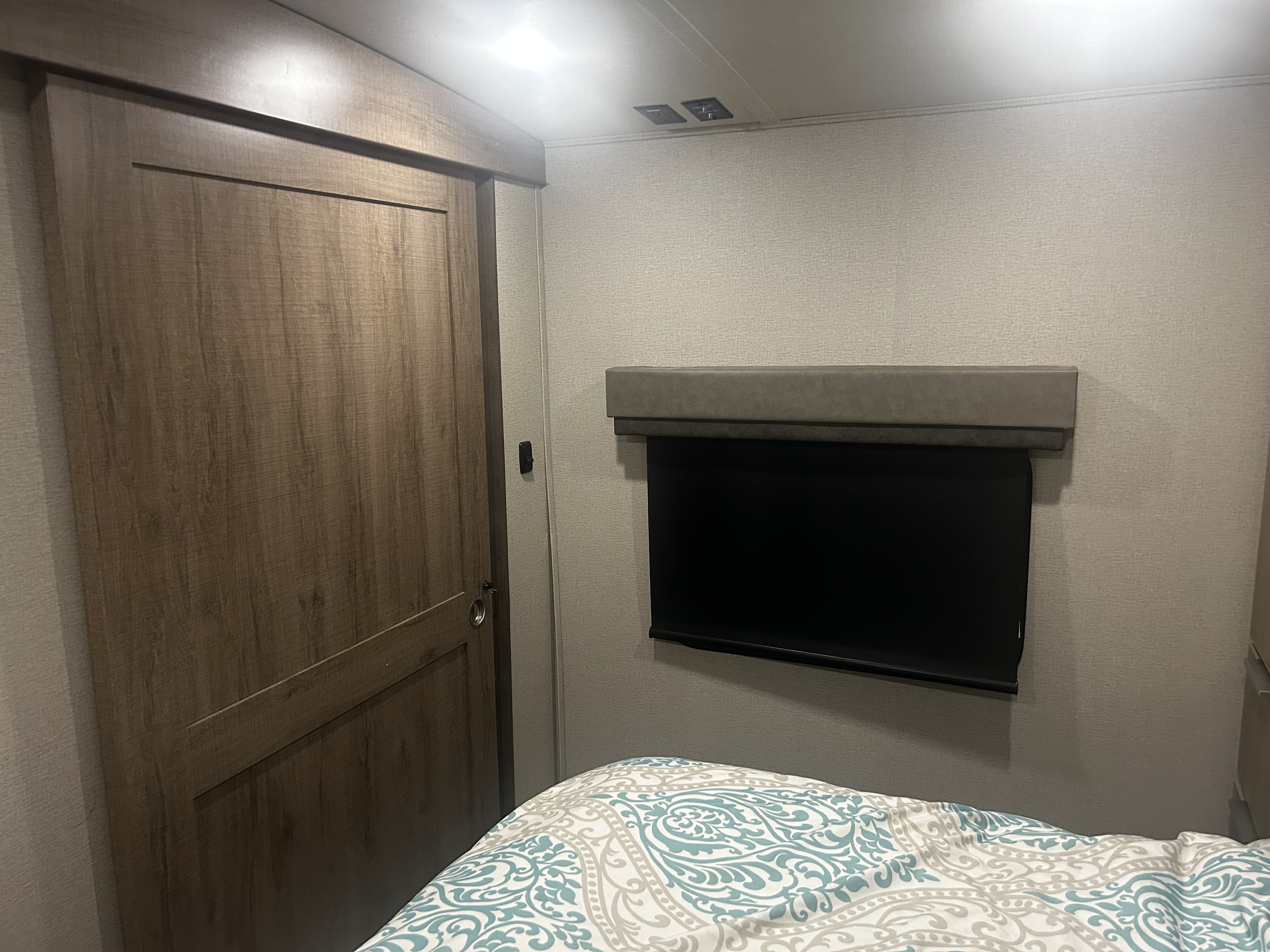 2020 Grand Design IMAGINE 2800BH in littleton CO