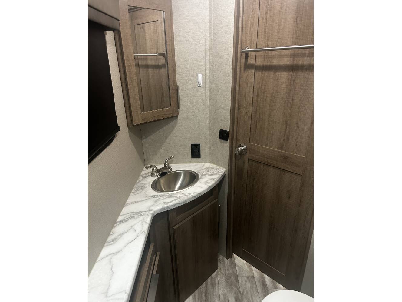 A photo of this 2020 Grand Design IMAGINE 2800BH