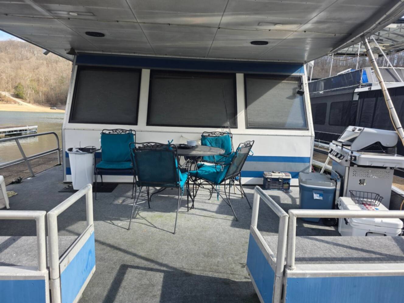 A photo of this 1994 Stardust 18' x 59' Widebody