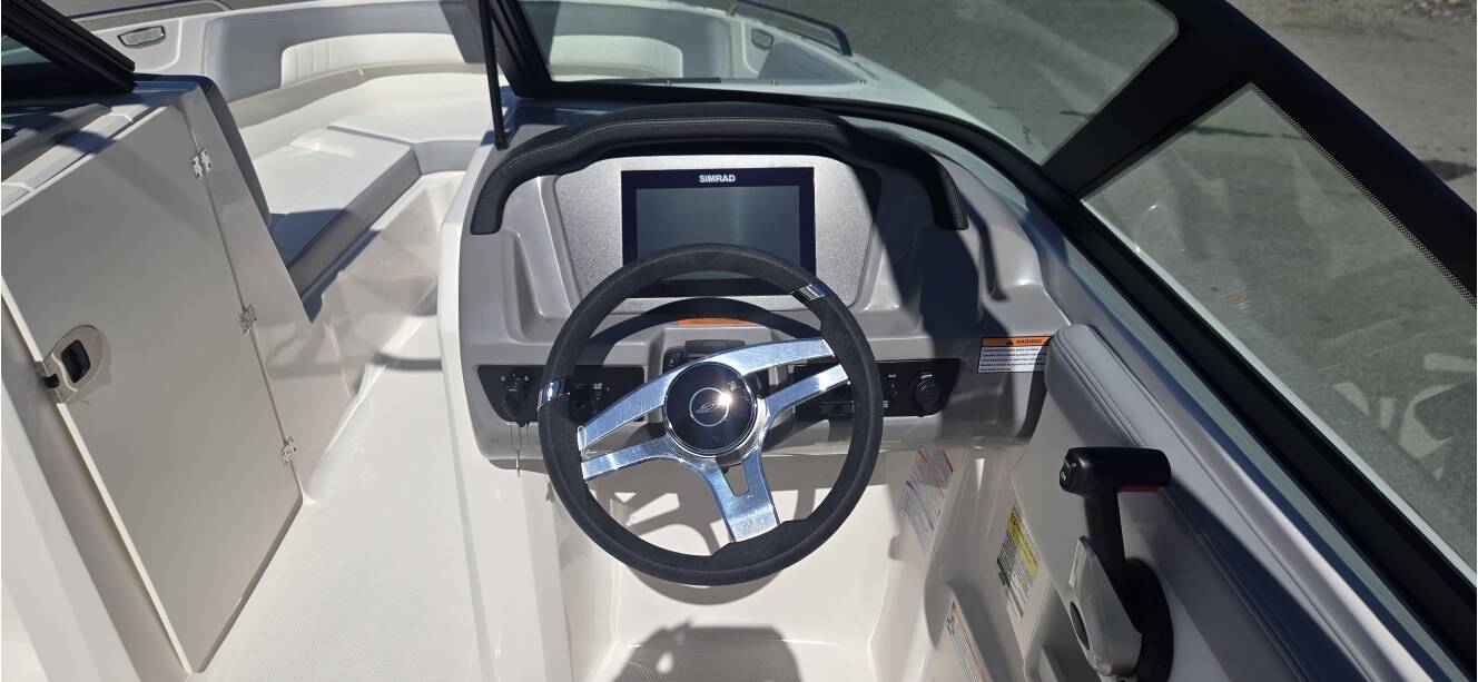 A photo of this 2025 Chaparral 23SSIOB