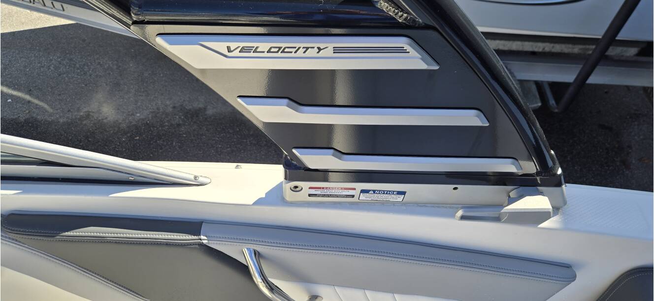 A photo of this 2025 Chaparral 23SSIOB