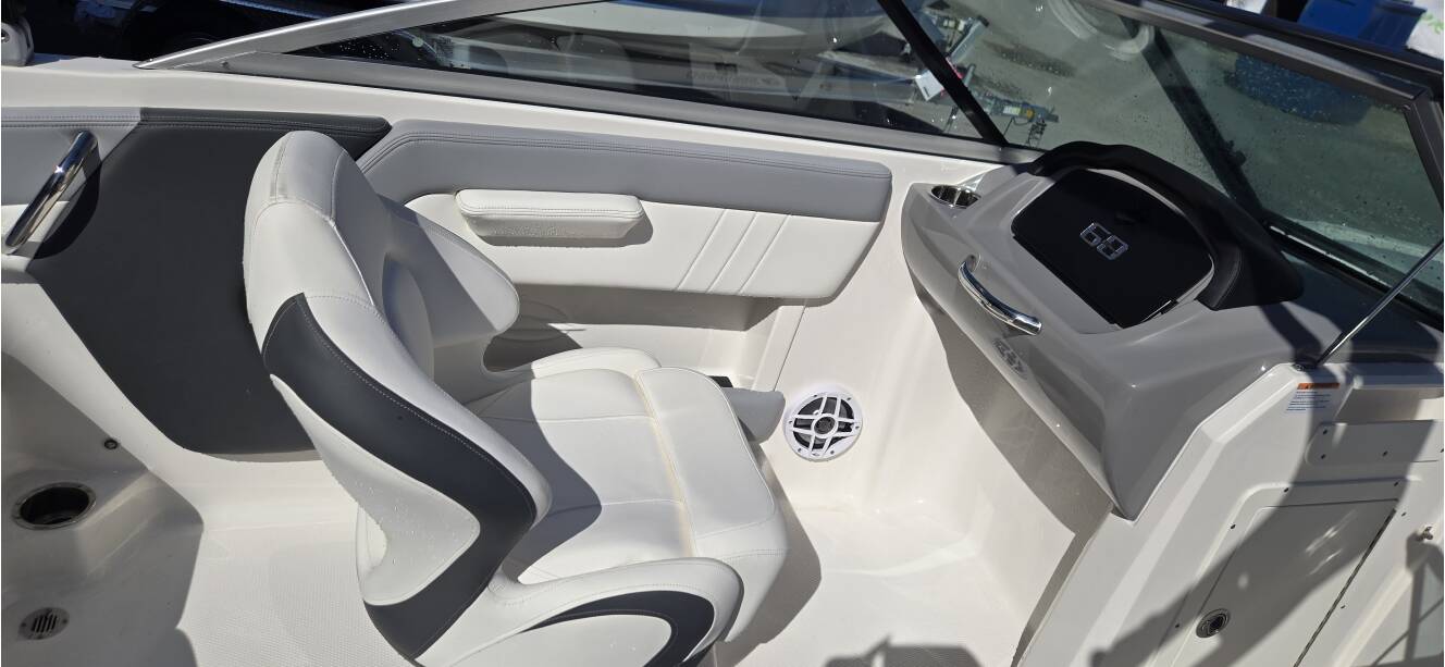 A photo of this 2025 Chaparral 23SSIOB