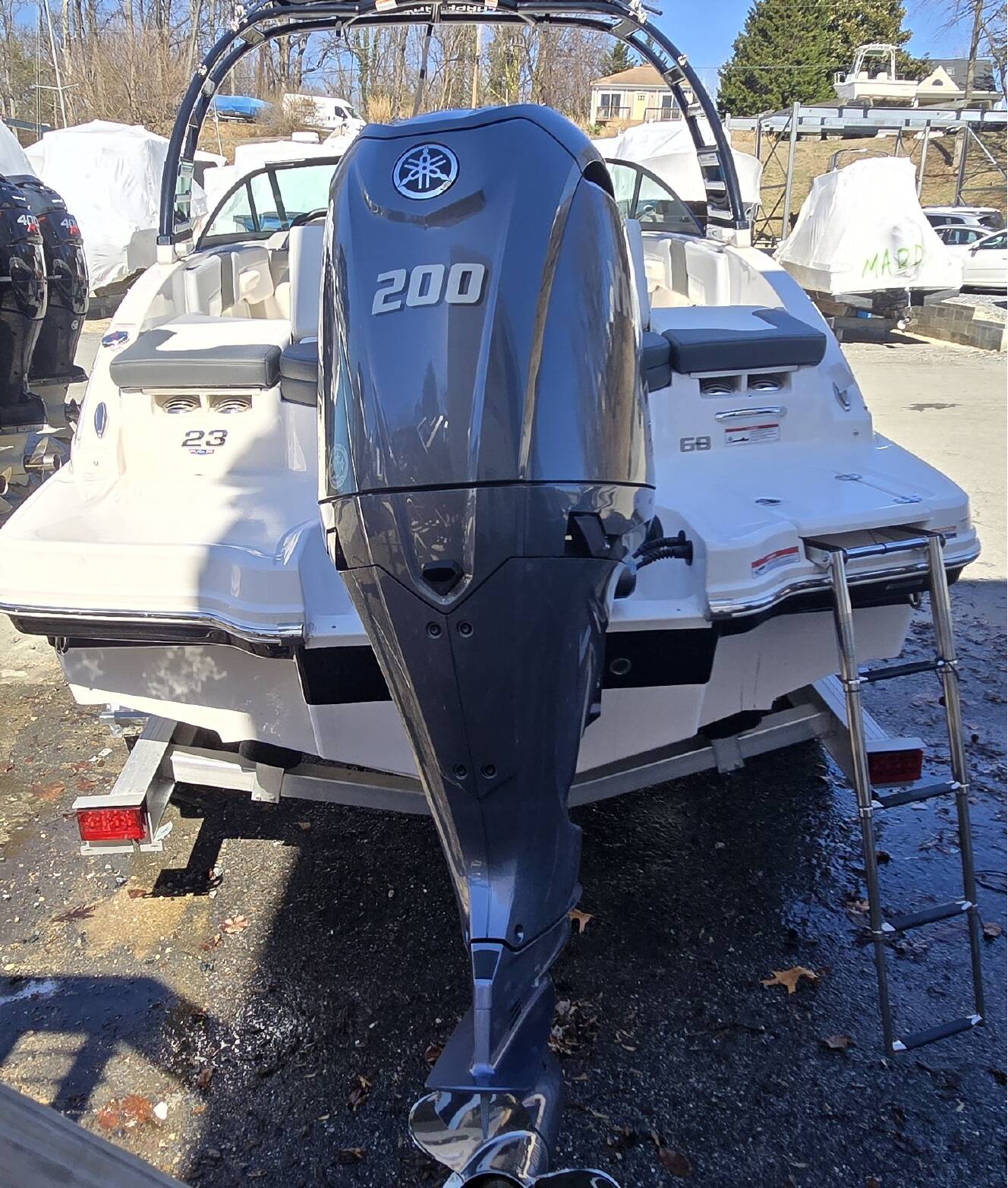 A photo of this 2025 Chaparral 23SSIOB
