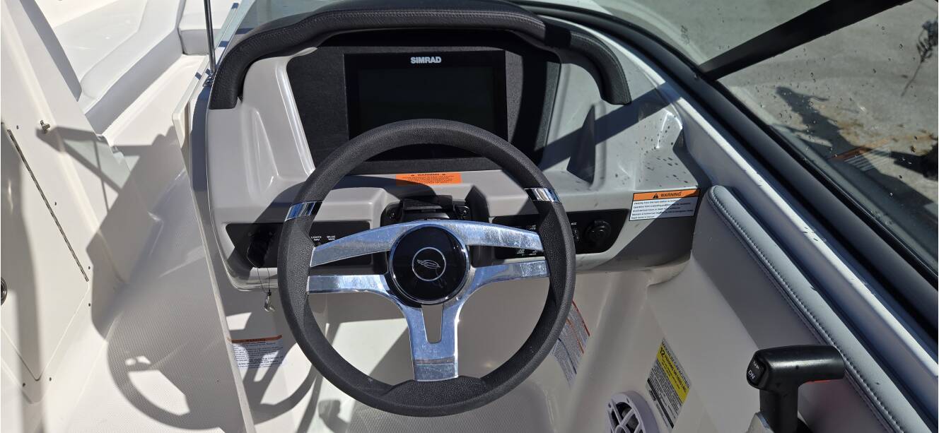 A photo of this 2025 Chaparral 23SSIOB