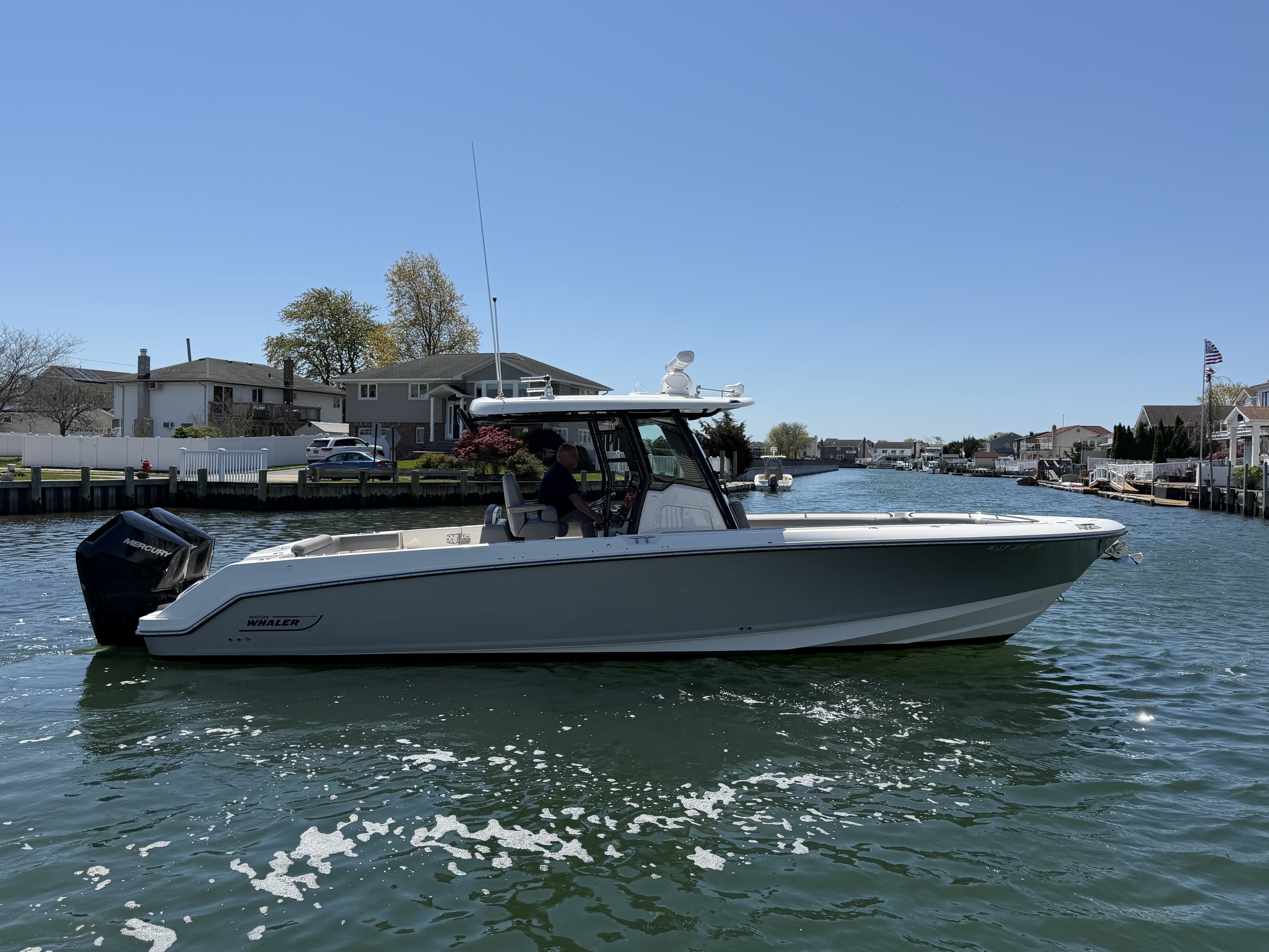 2024 Boston Whaler 330 OUTRAGE in huntington NY