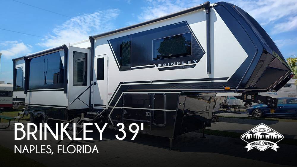 2025 Brinkley Model G 3950 Fifth Wheel Toy Hauler RV