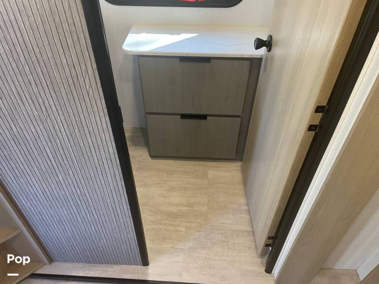A photo of this 2025 Dutchmen Kodiak 241BHSL