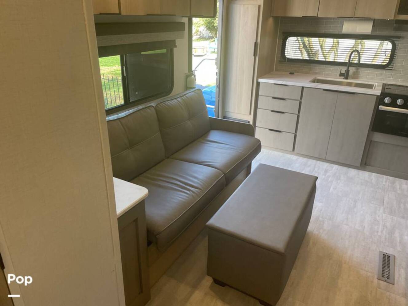 A photo of this 2025 Dutchmen Kodiak 241BHSL