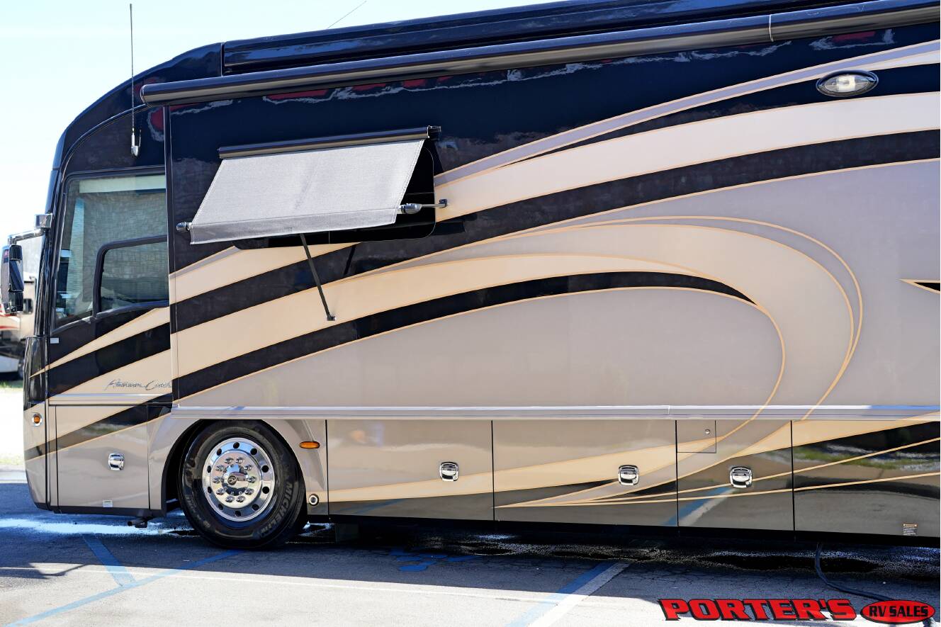 A photo of this 2016 American Coach AMERICAN ALLEGIANCE 42T