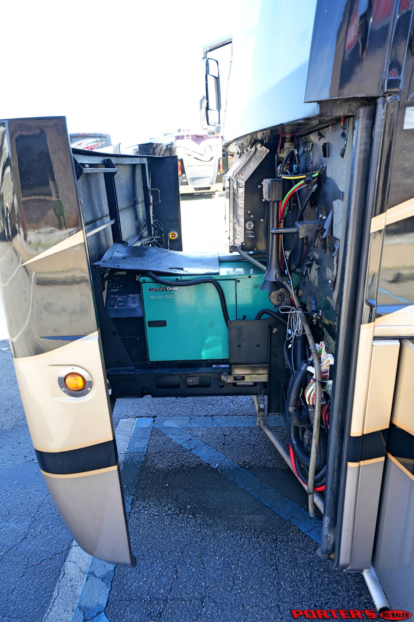 A photo of this 2016 American Coach AMERICAN ALLEGIANCE 42T