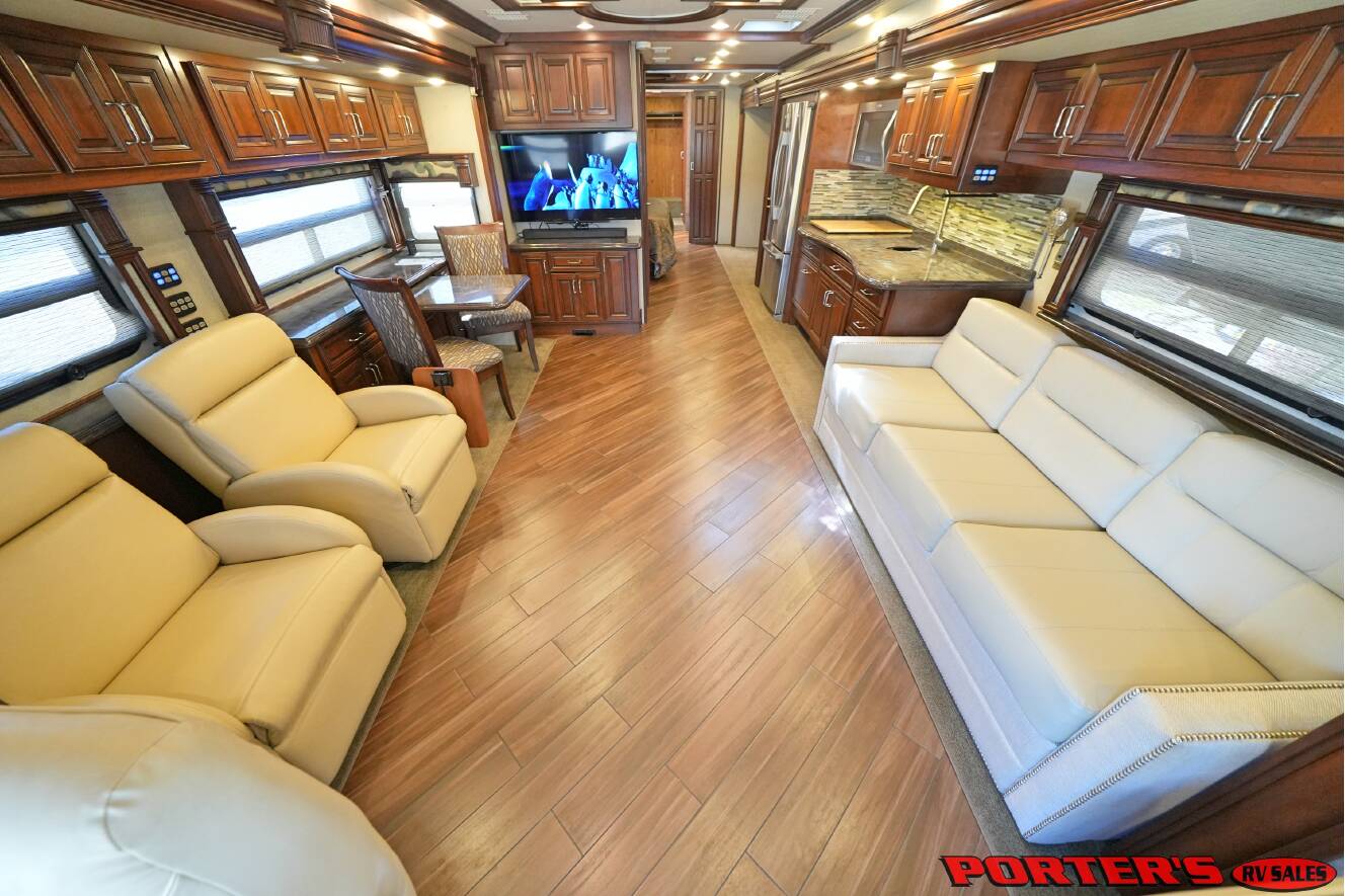 A photo of this 2016 American Coach AMERICAN ALLEGIANCE 42T