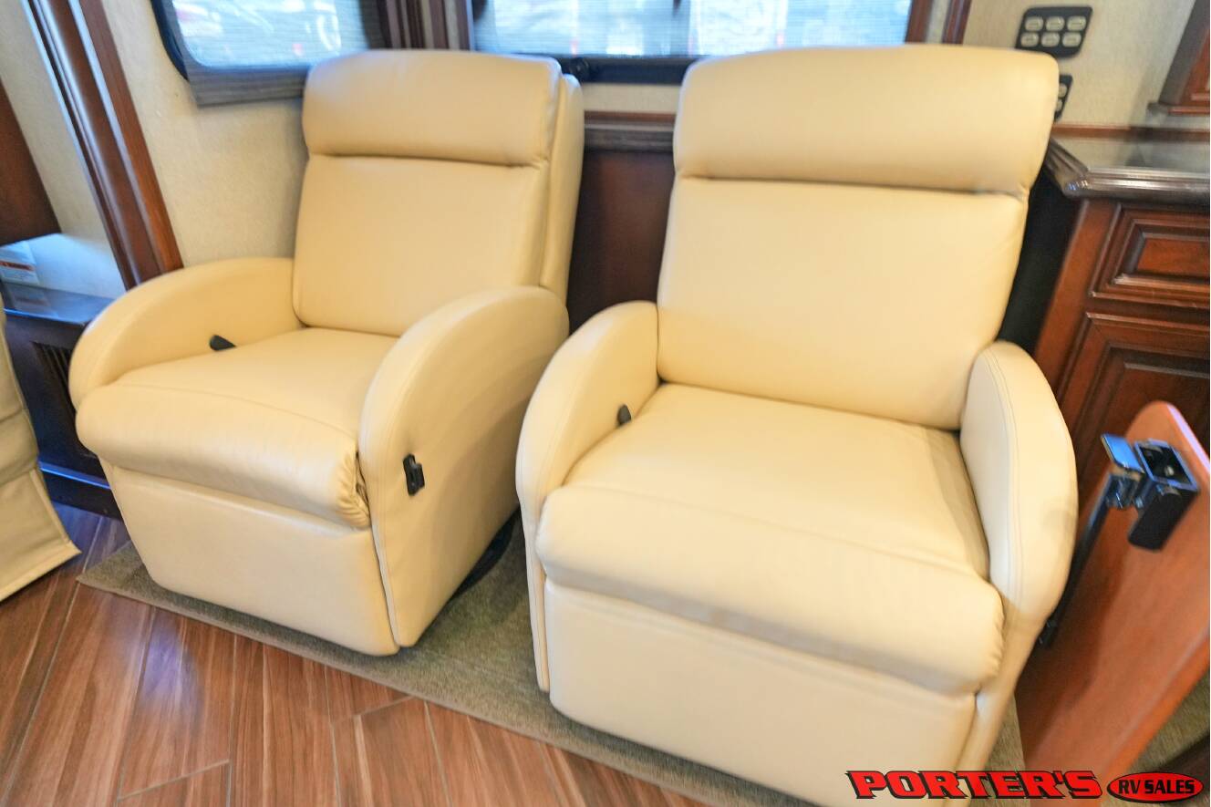 A photo of this 2016 American Coach AMERICAN ALLEGIANCE 42T