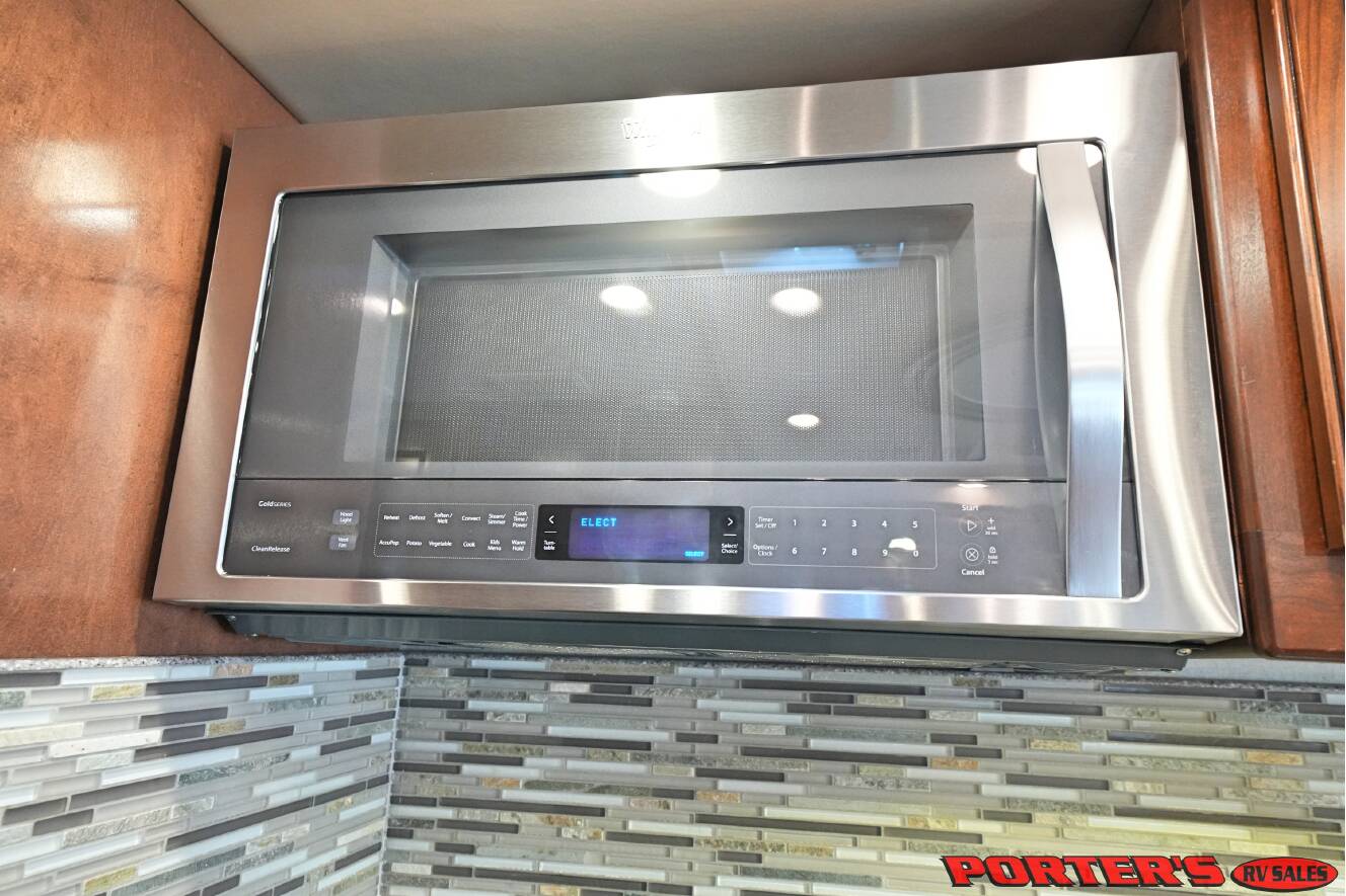 A photo of this 2016 American Coach AMERICAN ALLEGIANCE 42T