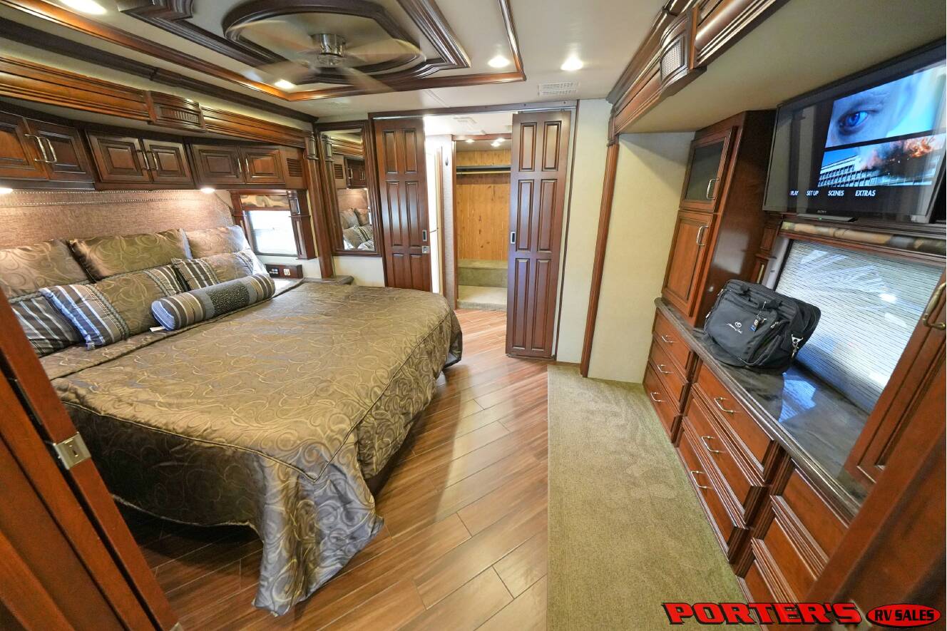 A photo of this 2016 American Coach AMERICAN ALLEGIANCE 42T