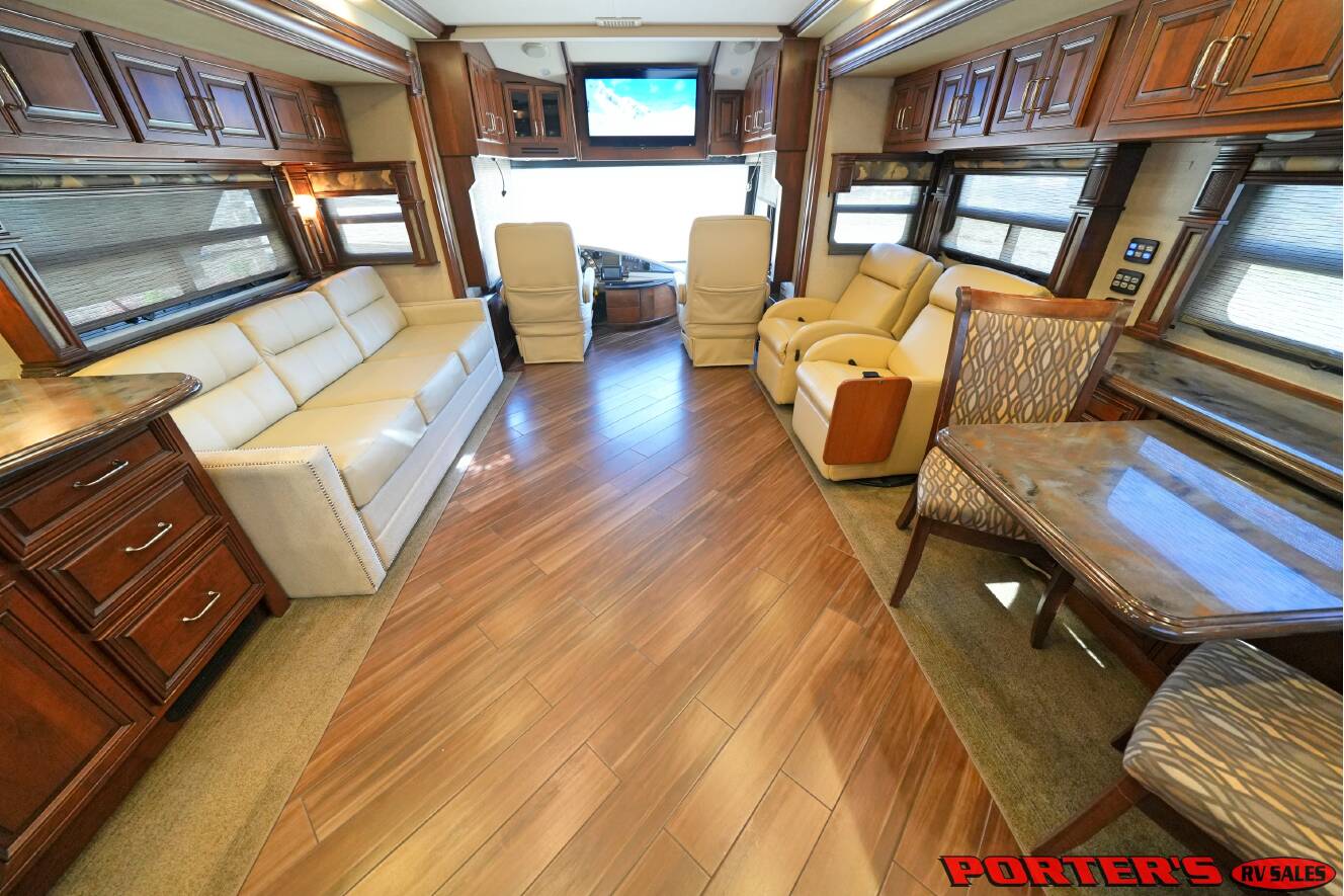 A photo of this 2016 American Coach AMERICAN ALLEGIANCE 42T