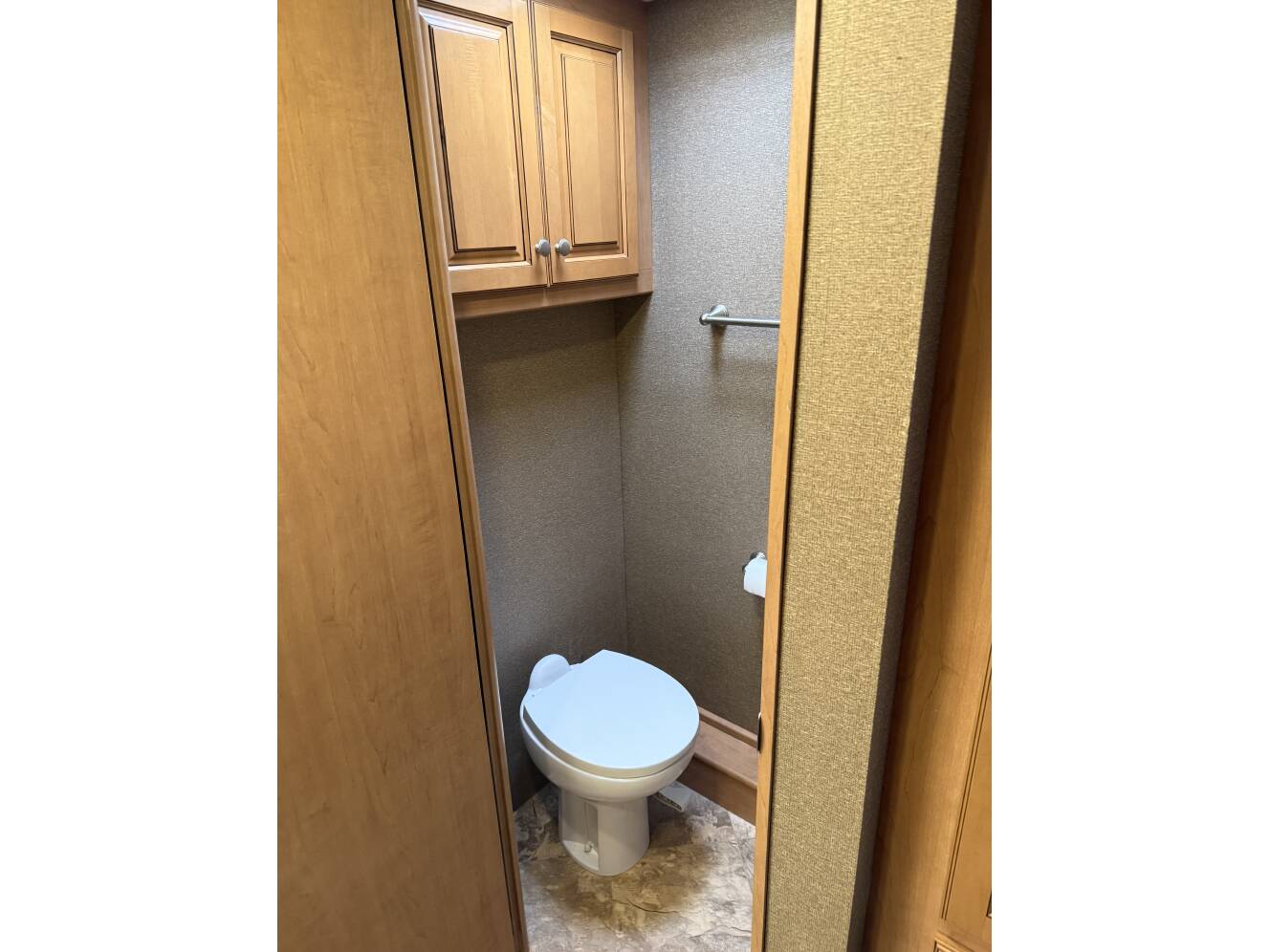 A photo of this 2016 Thor Motor Coach MIRAMAR 34 4