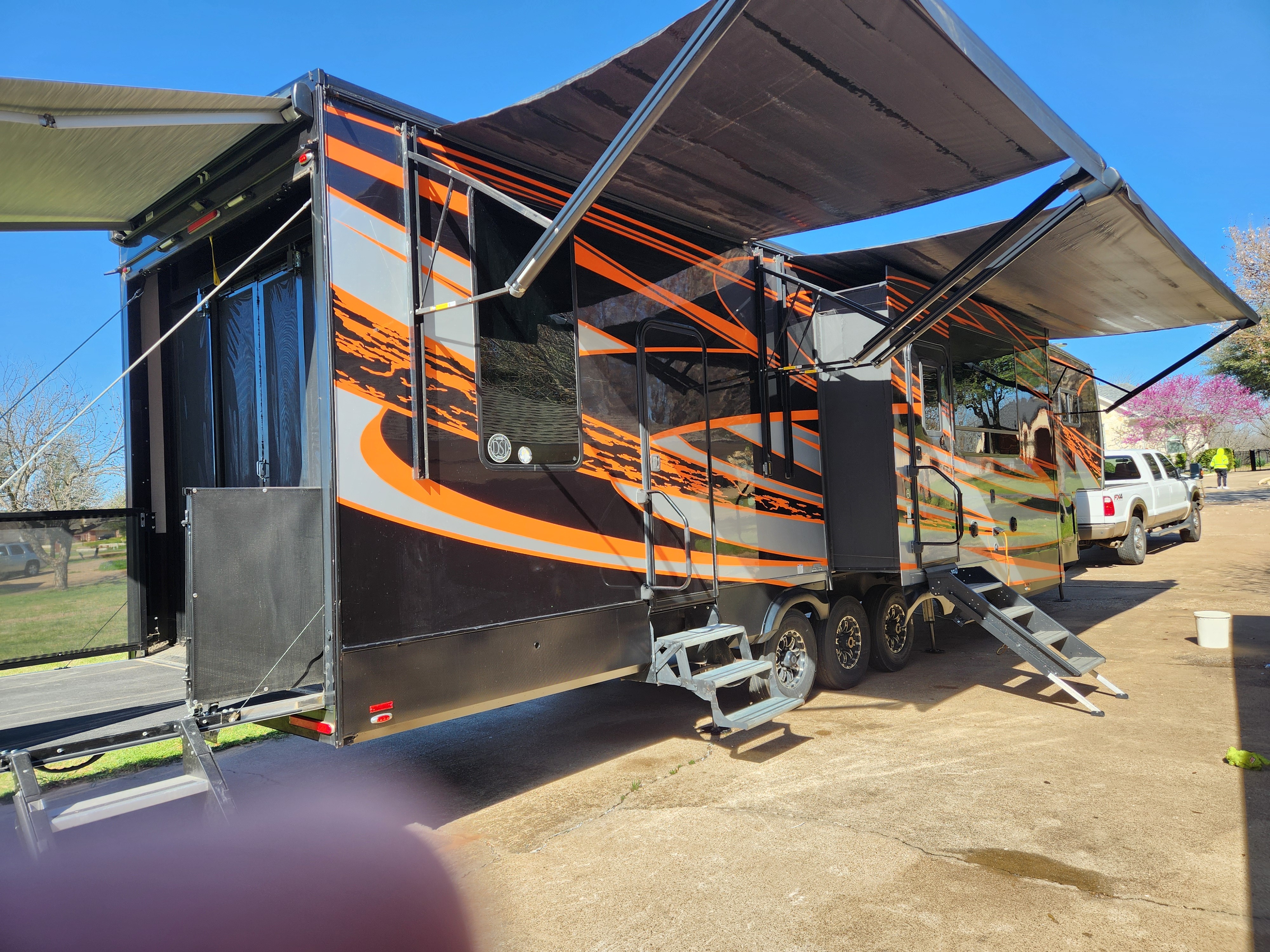 2019 Forest River XLR THUNDERBOLT 382AMP RV