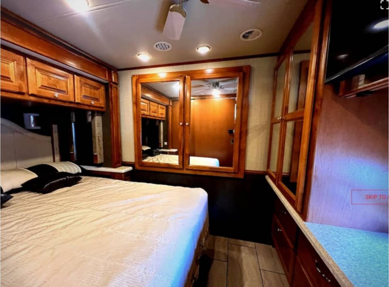A photo of this 2016 Tiffin Motorhomes ALLEGRO OPEN ROAD 31SA