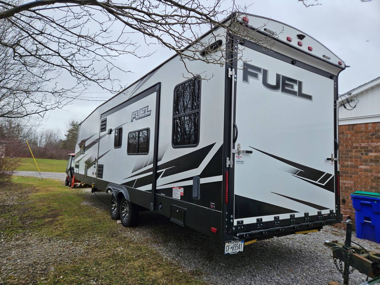 A photo of this 2023 Heartland FUEL 287