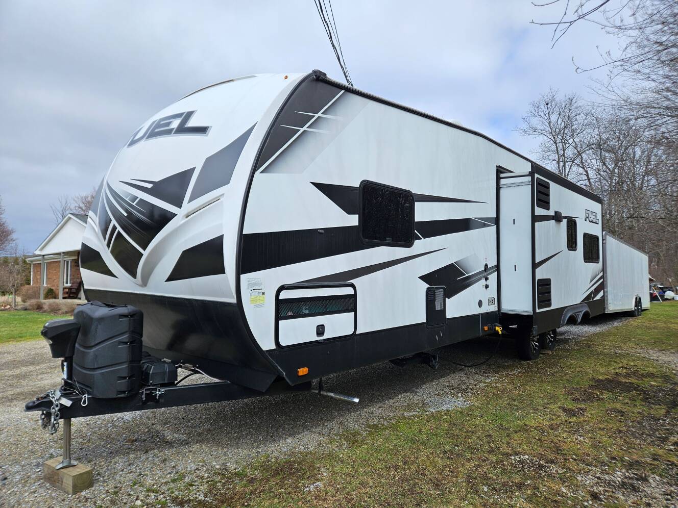 A photo of this 2023 Heartland FUEL 287
