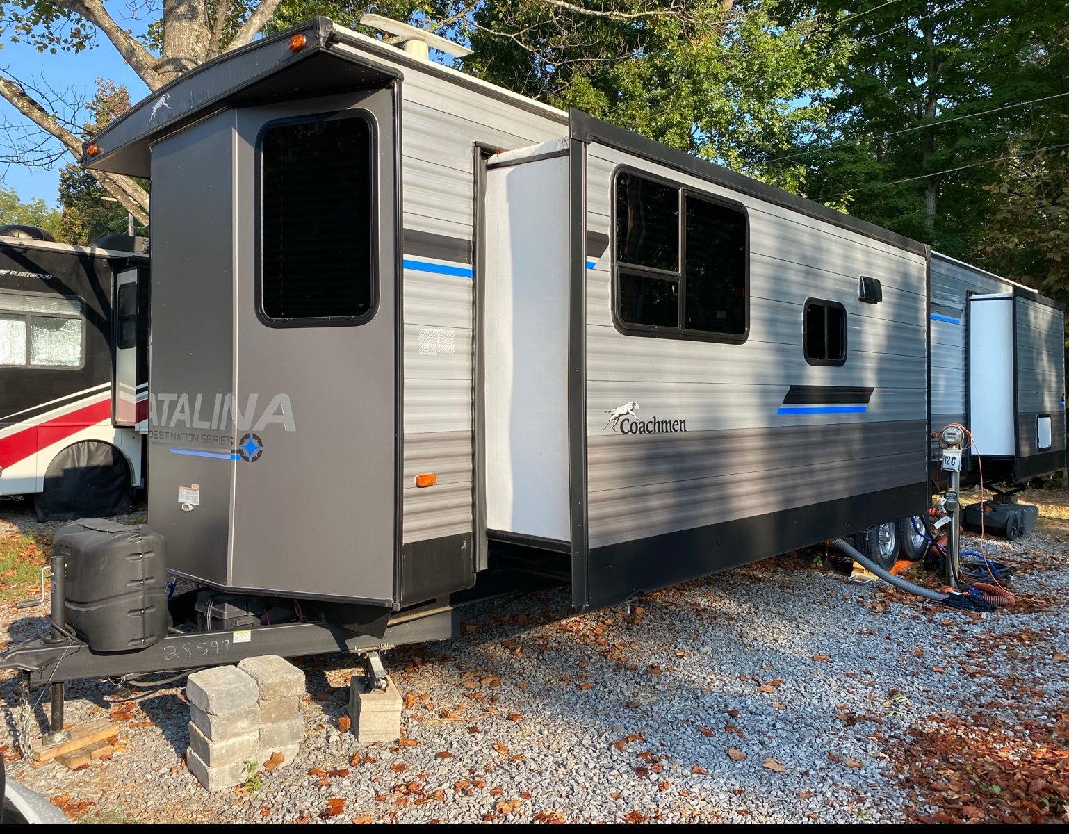 2023 Coachmen CATALINA DESTINATION SERIES 39MKTS in clarksville TN