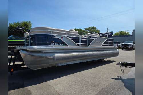2012 Aqua Patio 240 in nashotah WI