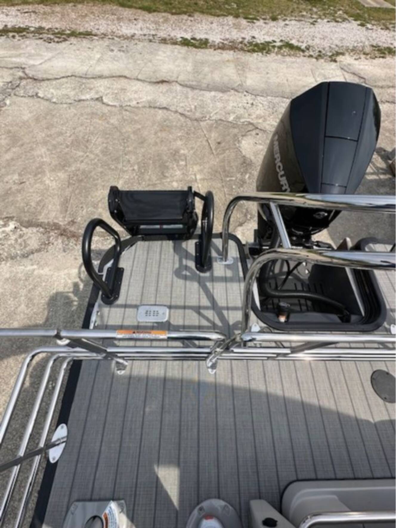A photo of this 2025 Sylvan X3 DLZ Bar
