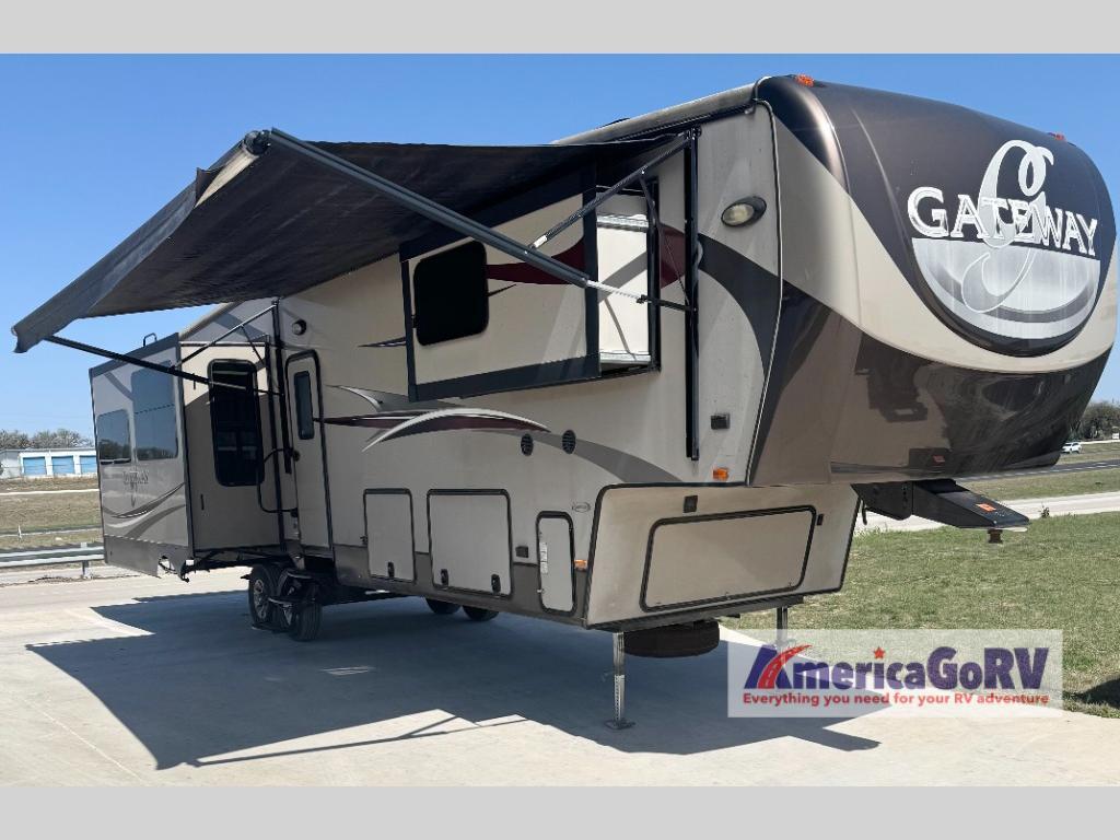 2015 Heartland GATEWAY GW 3900 SE in comfort TX