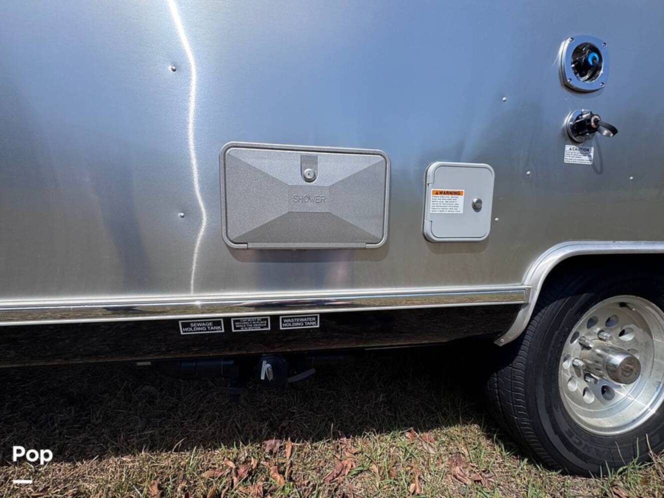 A photo of this 2025 Airstream International 25FB Twin