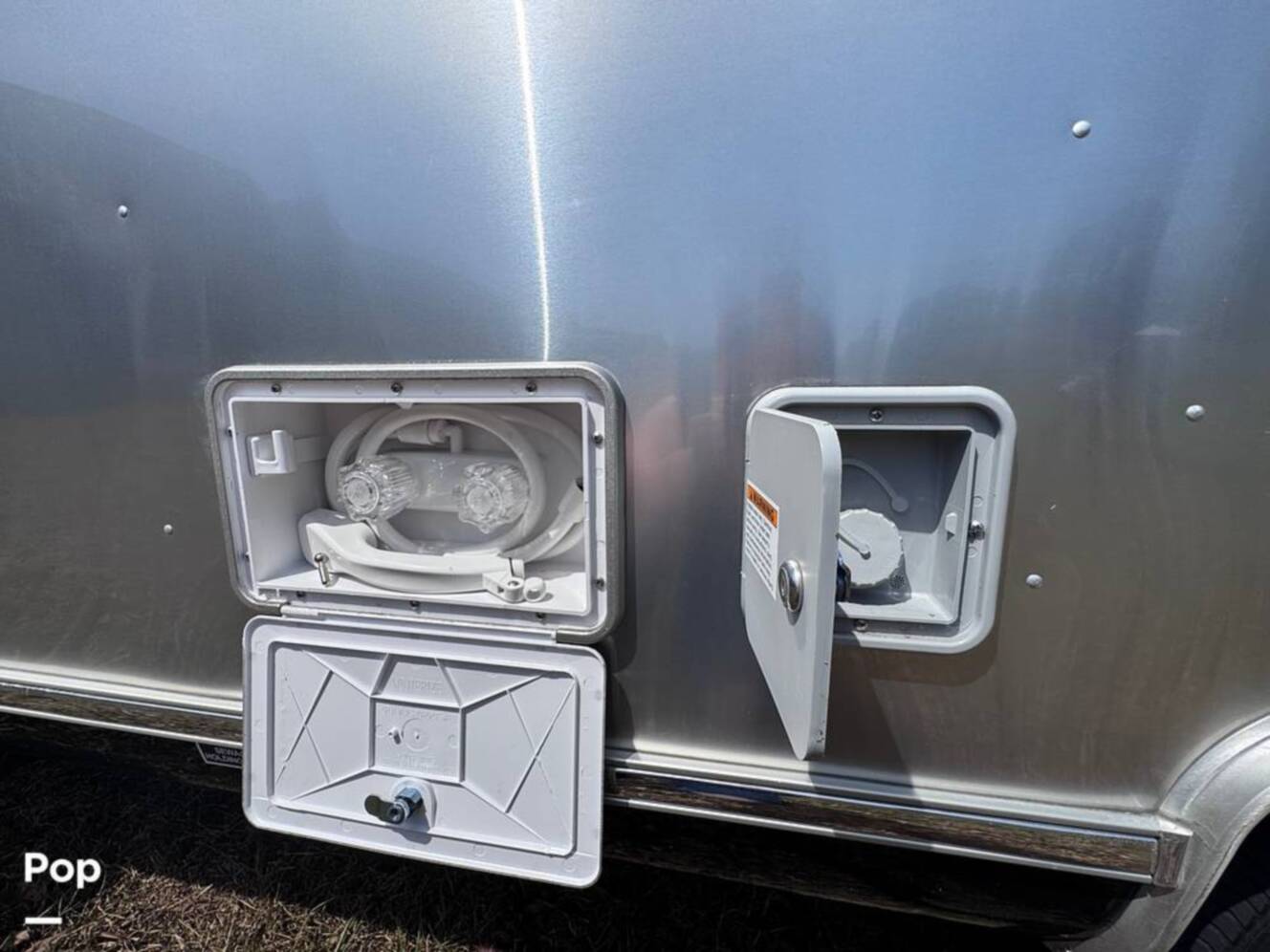 A photo of this 2025 Airstream International 25FB Twin