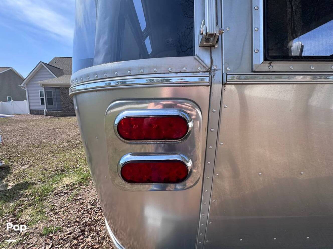 A photo of this 2025 Airstream International 25FB Twin