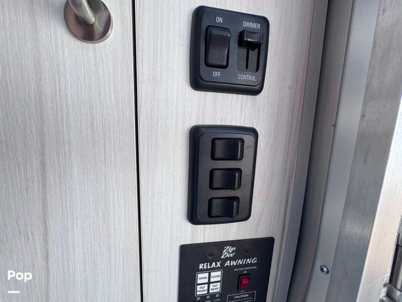 A photo of this 2025 Airstream International 25FB Twin