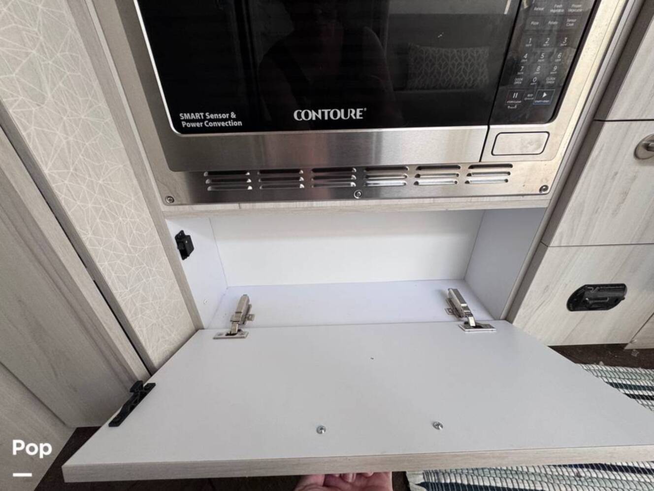 A photo of this 2025 Airstream International 25FB Twin