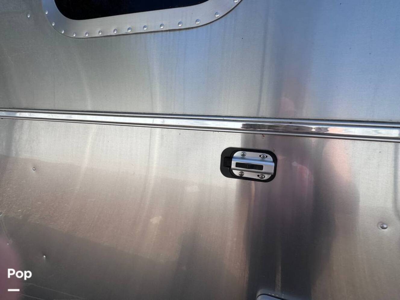 A photo of this 2025 Airstream International 25FB Twin