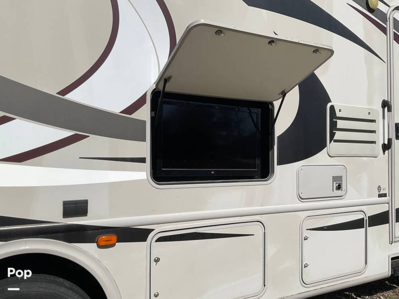 A photo of this 2014 Thor Motor Coach Hurricane 34J