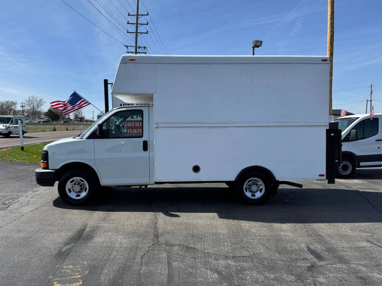 2007 CHEVROLET Express in O Fallon, MO