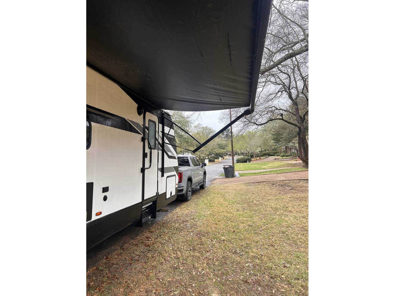 A photo of this 2022 Grand Design IMAGINE 2910BH
