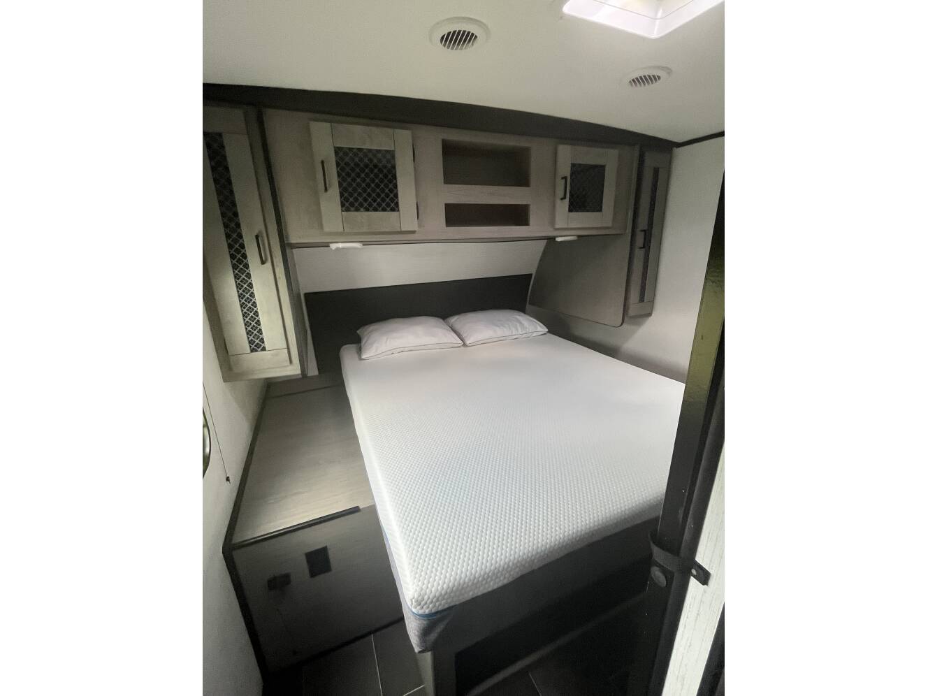 A photo of this 2022 Heartland MALLARD M251BH