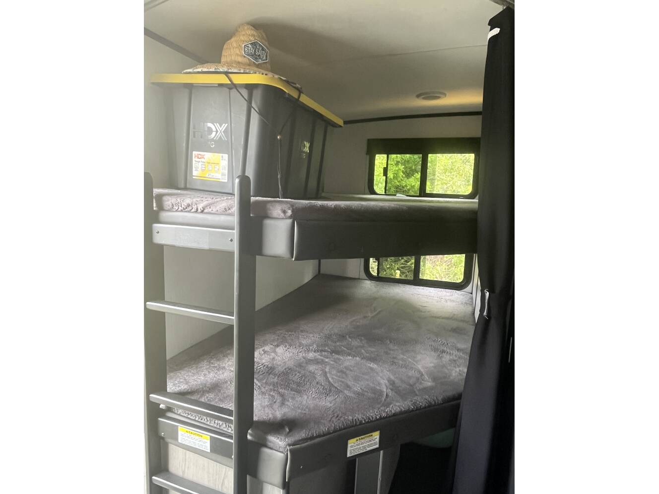 A photo of this 2022 Heartland MALLARD M251BH
