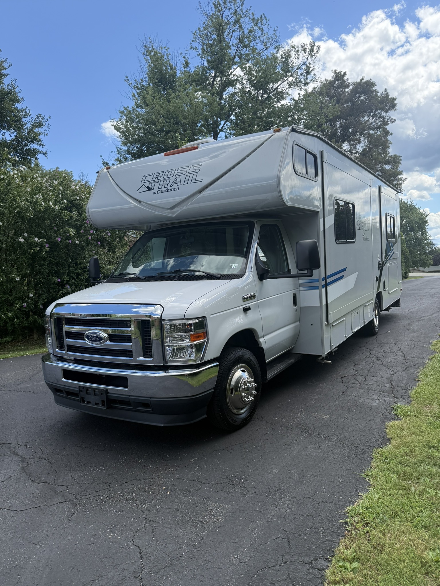 2022 Coachmen CROSS TRAIL XL 26XG in north huntingdon PA