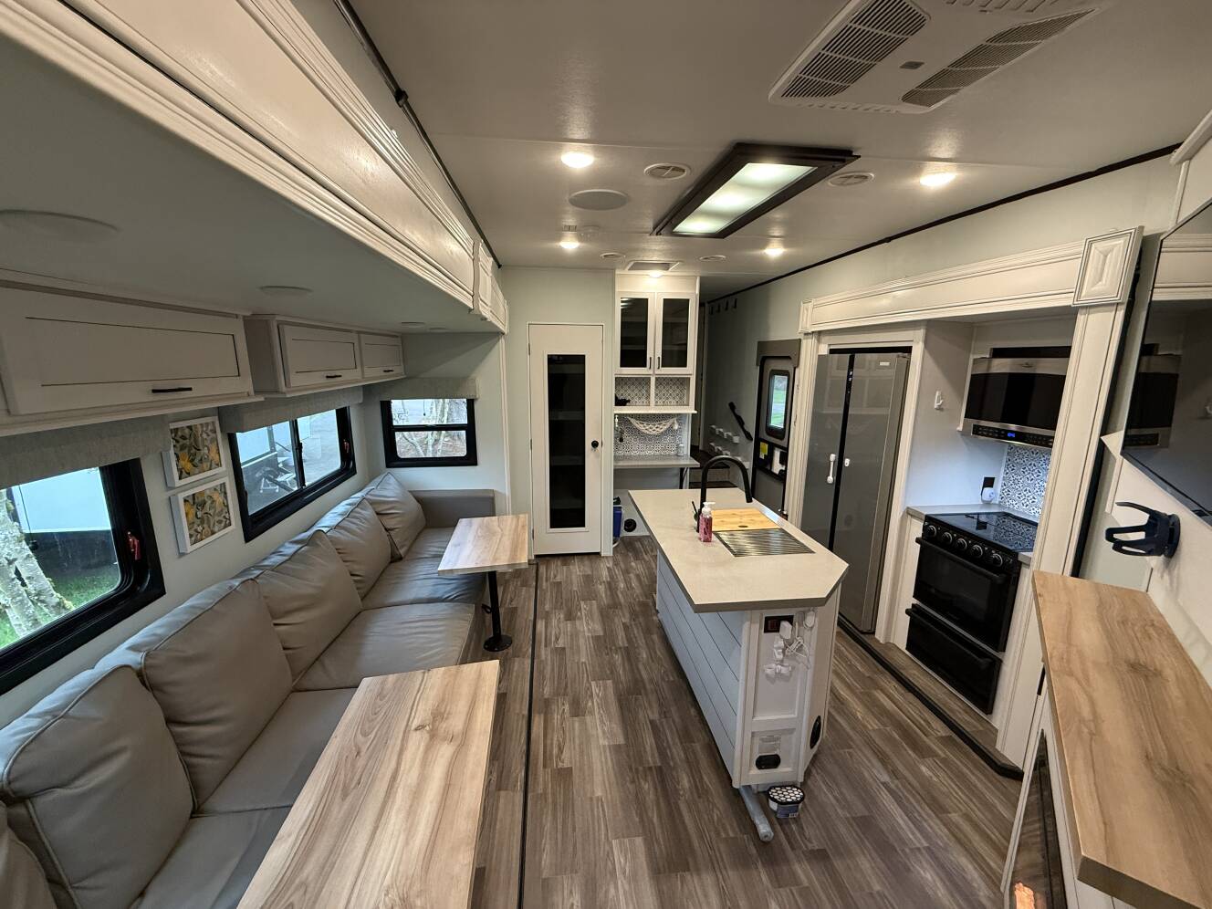 A photo of this 2024 Open Range ROAMER RF 364BHS