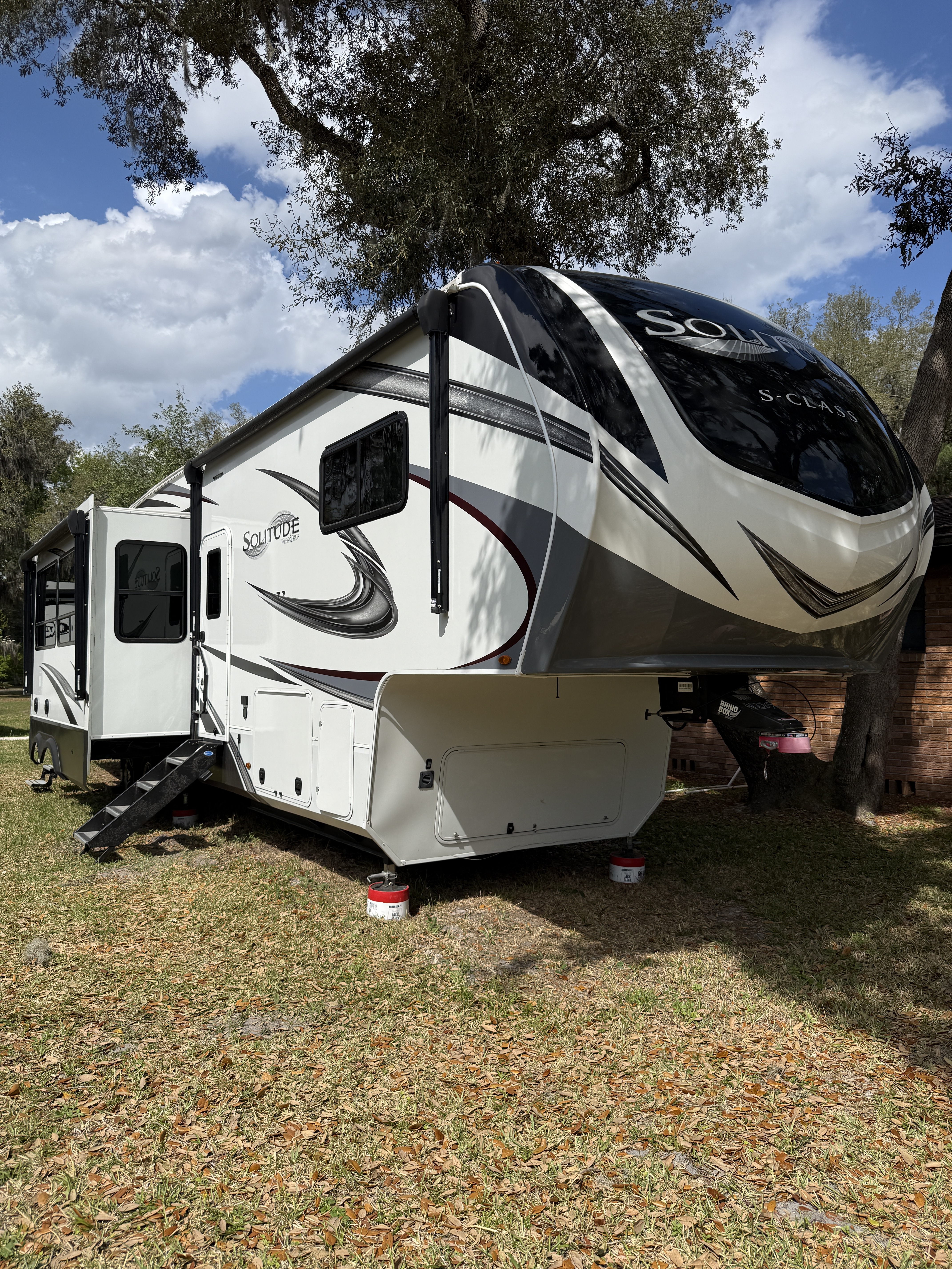 2022 Grand Design SOLITUDE S-CLASS 3740BH-R RV