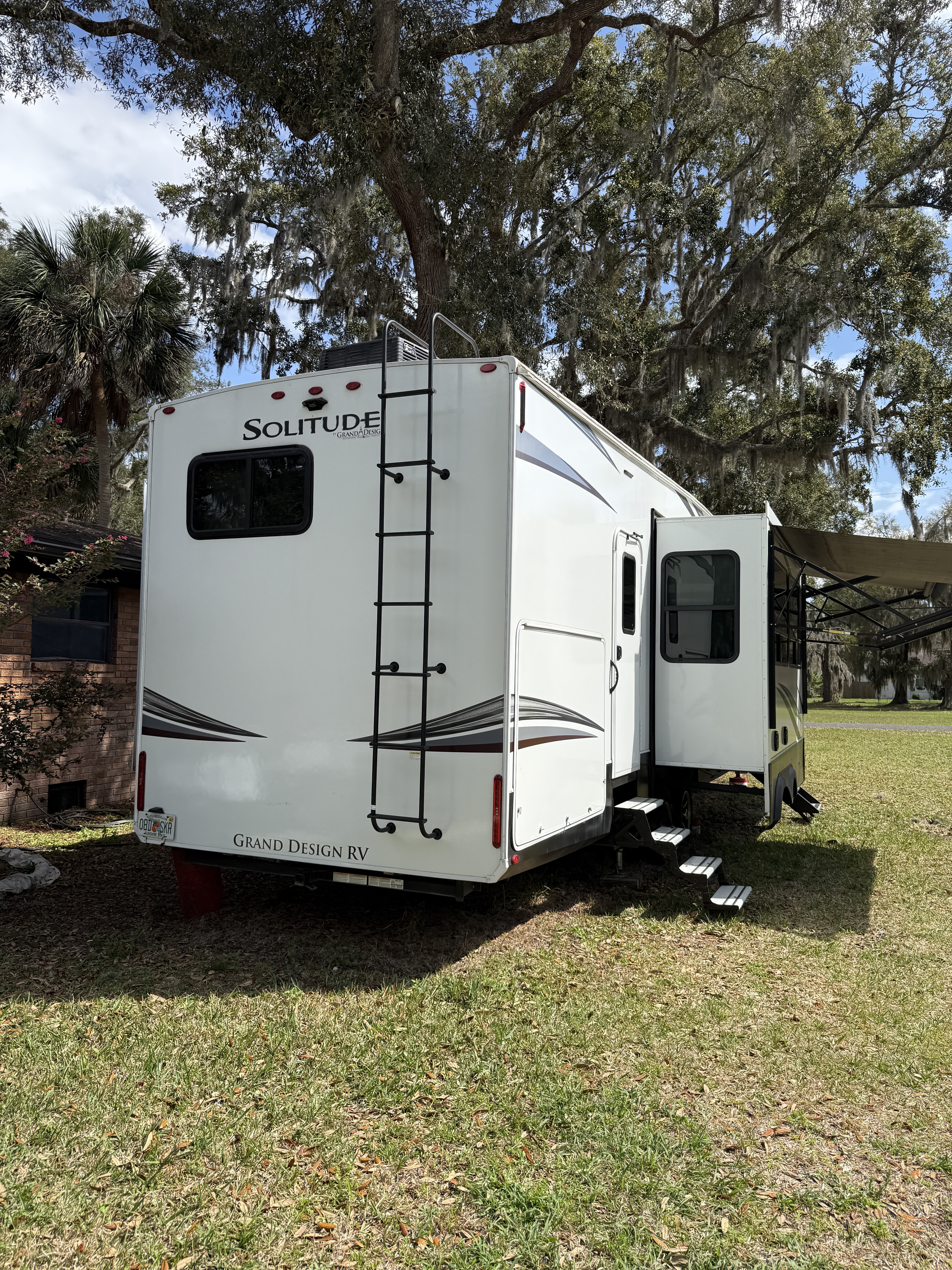 2022 Grand Design SOLITUDE S-CLASS 3740BH-R in jacksonville FL