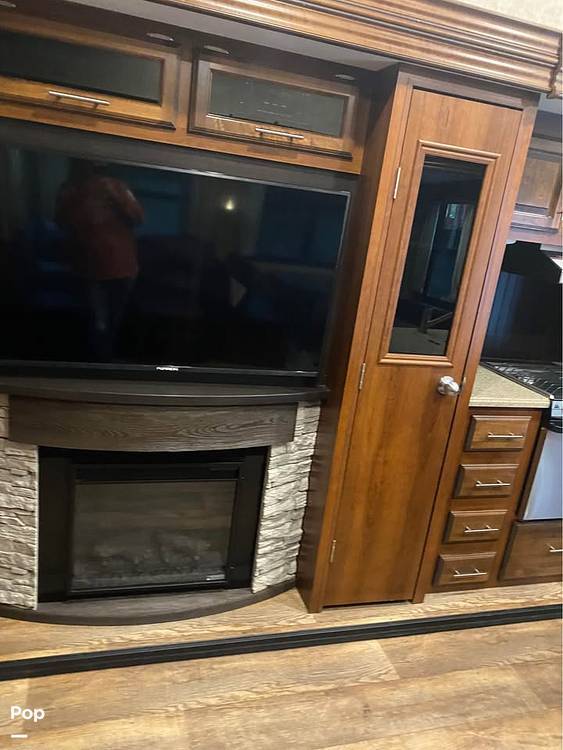 2017 Jayco Eagle 325BHQS in westfield MA